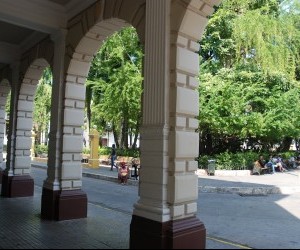 View of the Bolívar Square. Source: Panoramio.com By: Carlos Ruiz Badilla